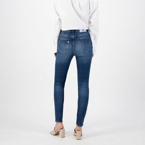 BRAND NEW Sky Rise Skinny Blue MUD Jeans